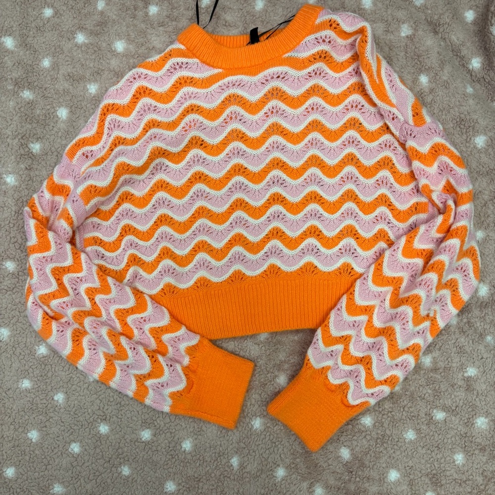 H&M Orange and Pink Wave Pattern Sweatshirt